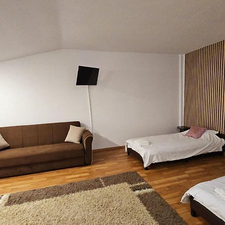 Apartamente Elegante In Regim Hotelier Iasi Extérieur photo